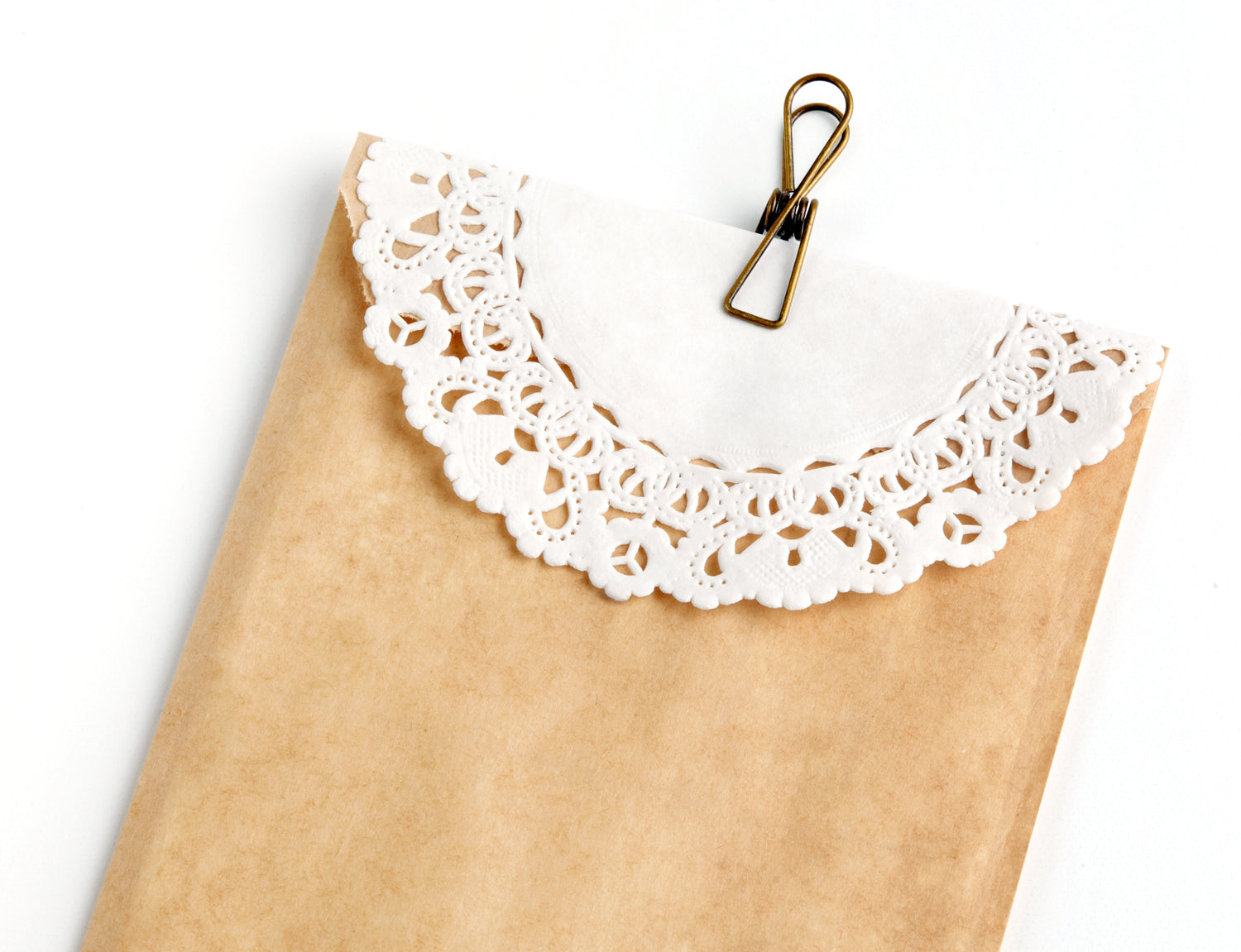 50 White Paper Doilies, 4"